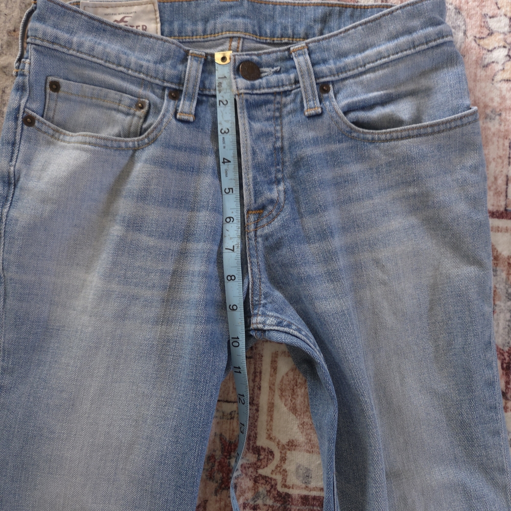 Hollister Button Fly "The Skinny" Jean - Picture 4 of 10